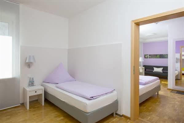 Hotel Am Alten Park Augsburg Exteriör bild